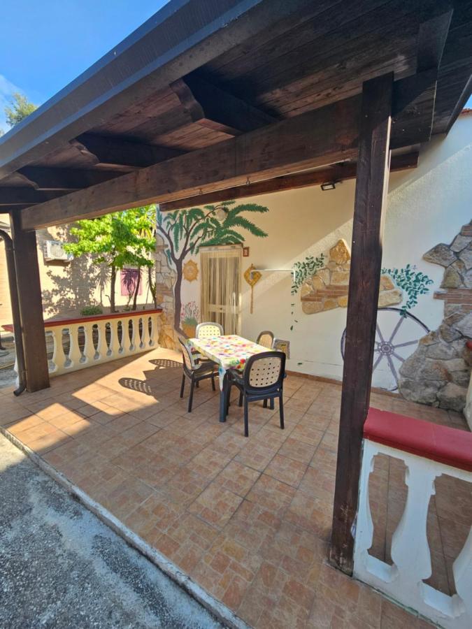 Casa Vacanze Leonardo Peschici Exterior photo